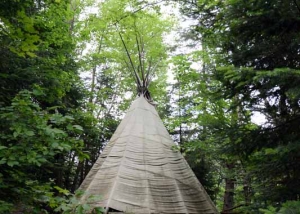 Camping Sauvage Kalina Tepee