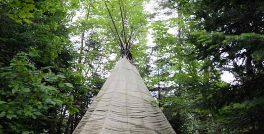 Camping Sauvage Kalina Tepee